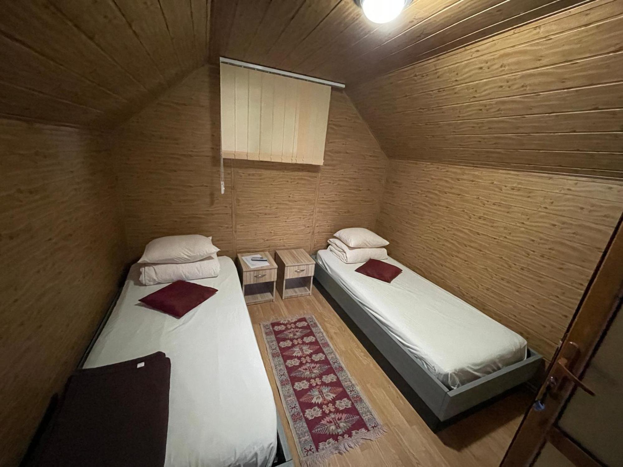 Camping Dragoske Ciofringeni Exterior photo